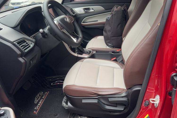 Used HYOSOW S5 2017 1.3T CVT Luxury Model Interior 8