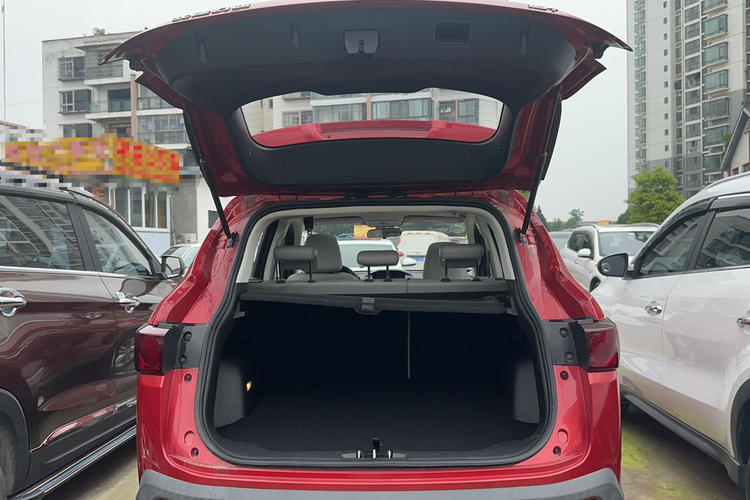 Used HYOSOW S5 2017 1.3T Manual Prestige Edition Trunk