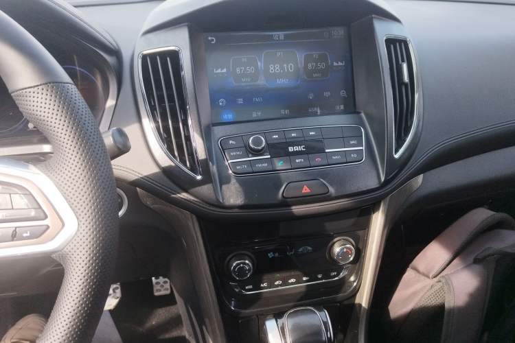 Used HYOSOW S5 2017 1.3T CVT Prestige Edition Audio And AC Panel