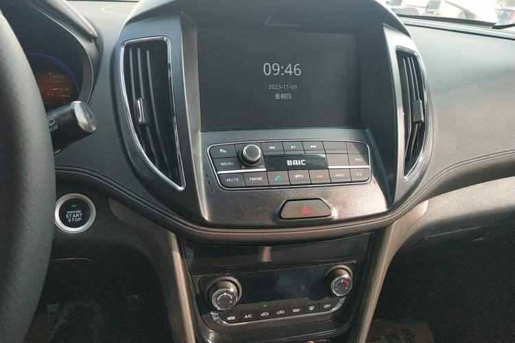 Used HYOSOW S5 2017 1.3T CVT Prestige Edition Audio And AC Panel
