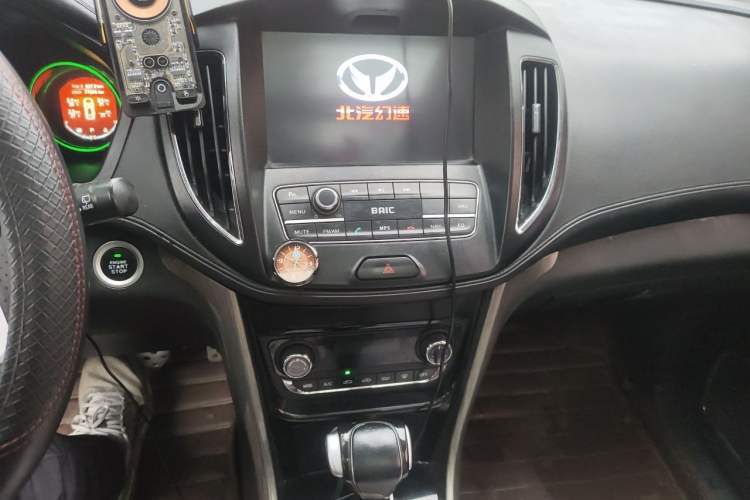 Used HYOSOW S5 2017 1.3T CVT Prestige Edition Audio And AC Panel