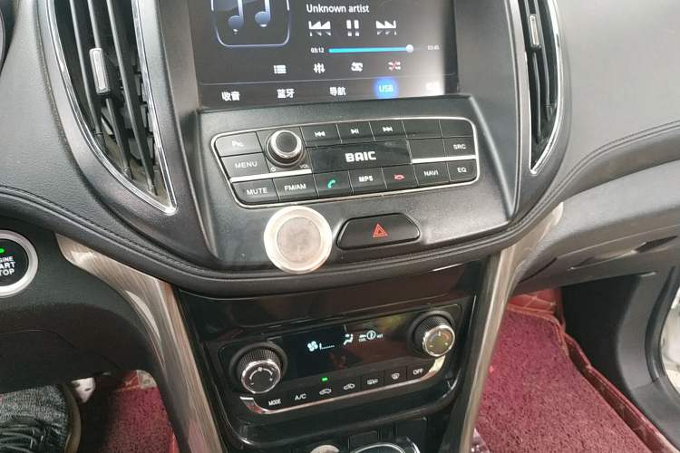 Used HYOSOW S5 2017 1.3T CVT Prestige Edition Audio And AC Panel