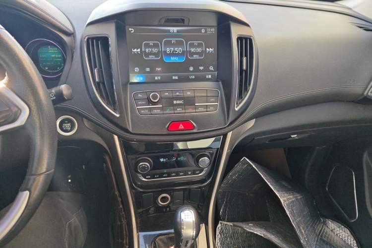 Used HYOSOW S5 2017 1.3T Manual Prestige Edition Audio And AC Panel