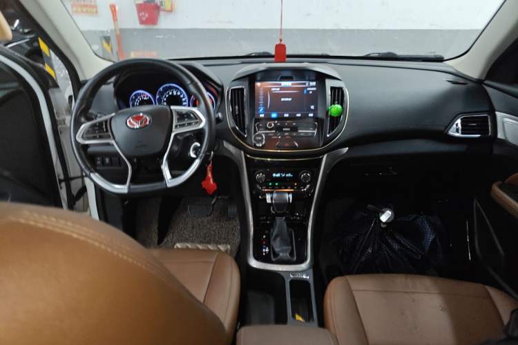 Used HYOSOW S5 2017 1.3T CVT Luxury Model Center Console