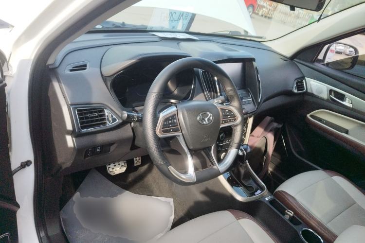 Used HYOSOW S5 2017 1.3T CVT Prestige Edition Center Console
