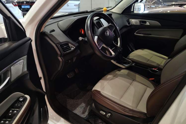 Used HYOSOW S5 2017 1.3T CVT Prestige Edition Driver Seat