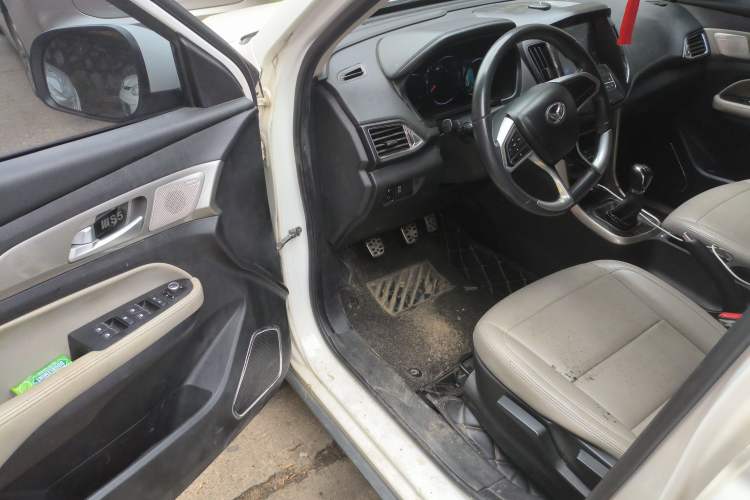 Used HYOSOW S5 2017 1.3T Manual Prestige Edition Driver Seat