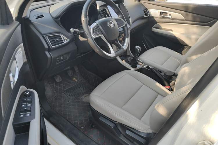 Used HYOSOW S5 2017 1.3T Manual Luxury Model Driver Seat