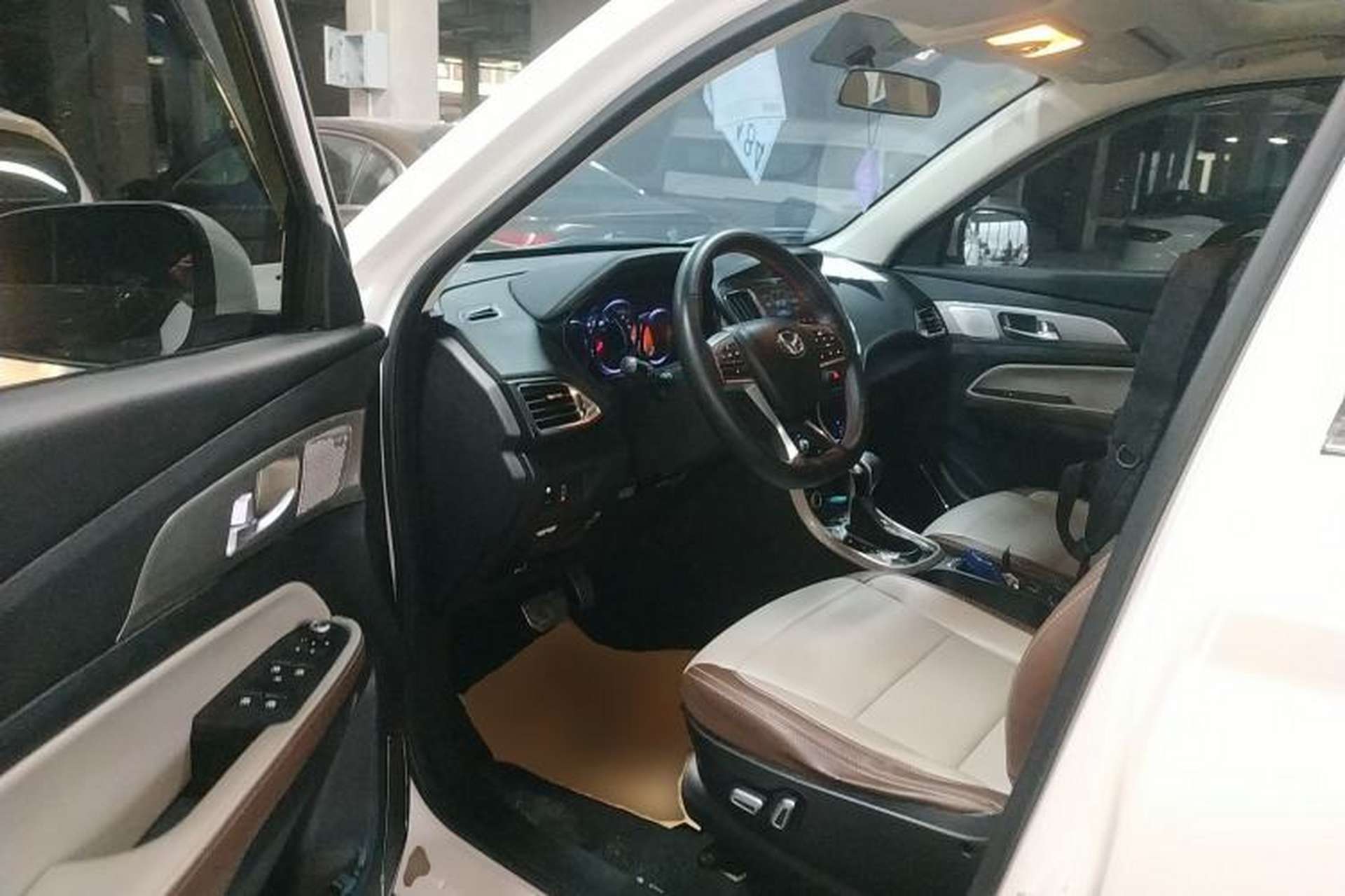 Used HYOSOW S5 2017 1.3T CVT Prestige Edition Driver Seat
