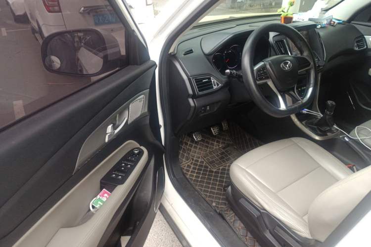 Used HYOSOW S5 2017 1.3T Manual Prestige Edition Driver Seat
