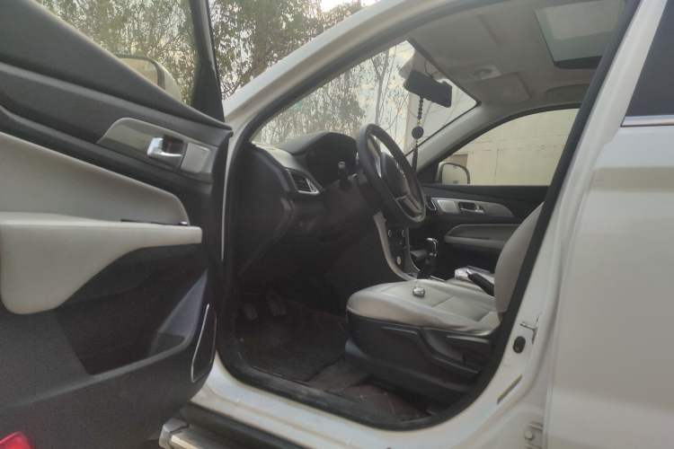 Used HYOSOW S5 2017 1.3T Manual Luxury Model Driver Seat