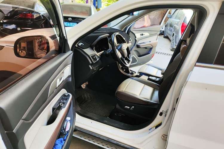 Used HYOSOW S5 2017 1.3T CVT Prestige Edition Driver Seat