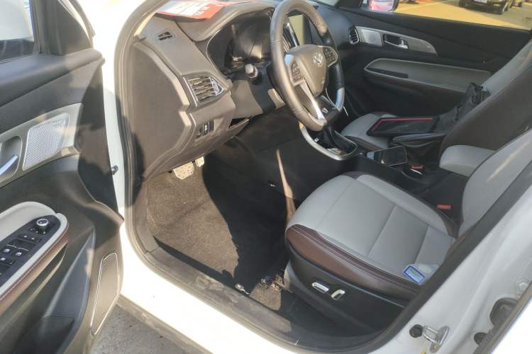 Used HYOSOW S5 2017 1.3T CVT Prestige Edition Driver Seat