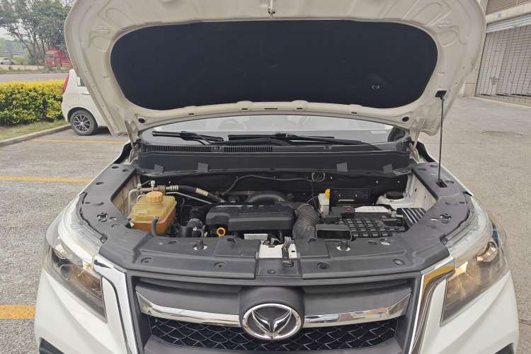 Used HYOSOW S5 2017 1.3T CVT Prestige Edition Engine Bay