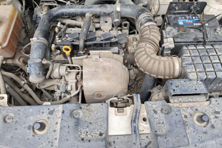 Used HYOSOW S5 2017 1.3T Manual Prestige Edition Engine Bay