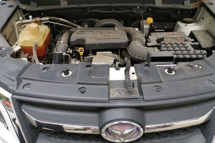 Used HYOSOW S5 2017 1.3T Manual Prestige Edition Engine Bay