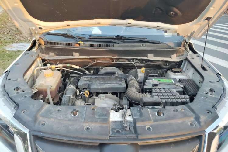 Used HYOSOW S5 2017 1.3T CVT Prestige Edition Engine Bay