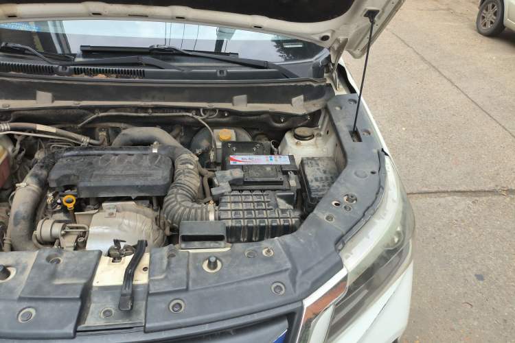 Used HYOSOW S5 2017 1.3T Manual Prestige Edition Engine Bay Left