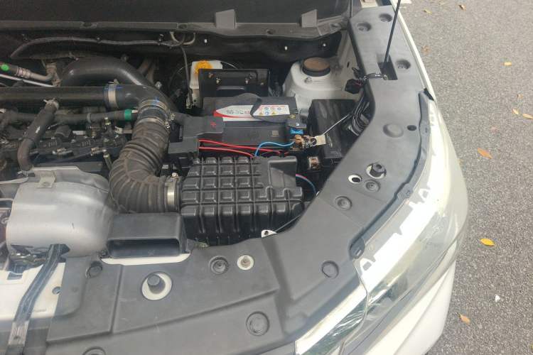 Used HYOSOW S5 2017 1.3T CVT Luxury Model Engine Bay Left