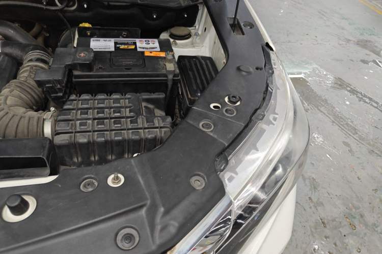 Used HYOSOW S5 2017 1.3T CVT Luxury Model Engine Bay Left
