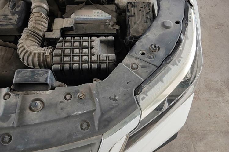 Used HYOSOW S5 2017 1.3T Manual Prestige Edition Engine Bay Left