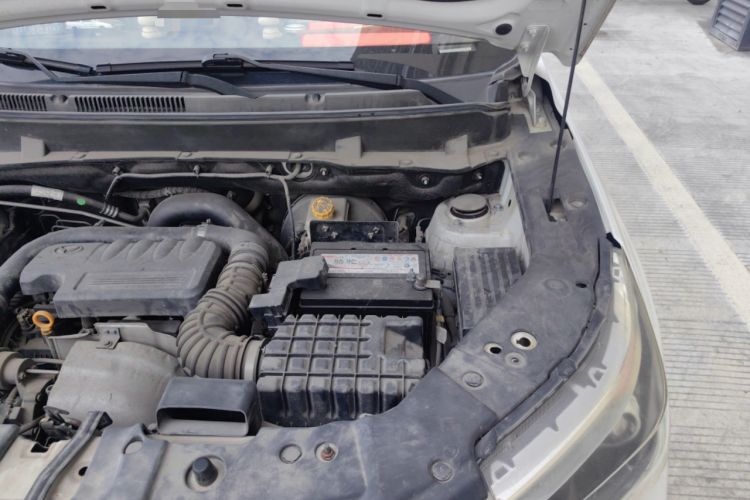Used HYOSOW S5 2017 1.3T Manual Prestige Edition Engine Bay Left