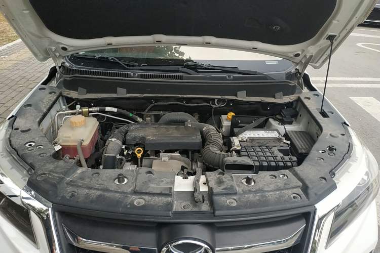 Used HYOSOW S5 2017 1.3T CVT Prestige Edition Engine Bay