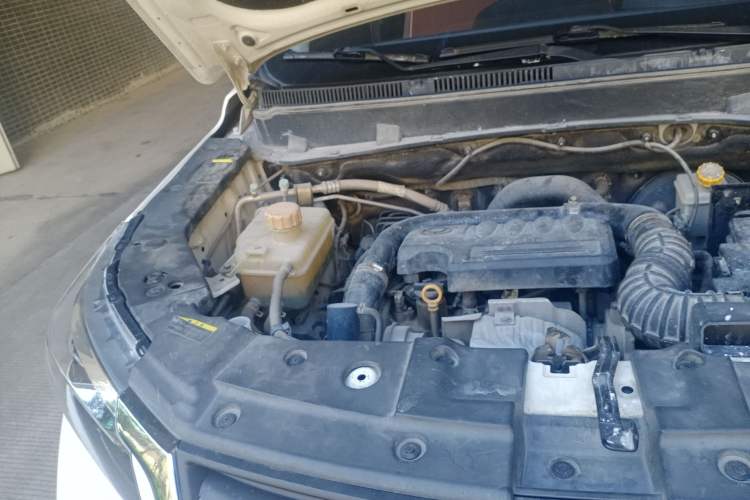 Used HYOSOW S5 2017 1.3T Manual Luxury Model Engine Bay Right