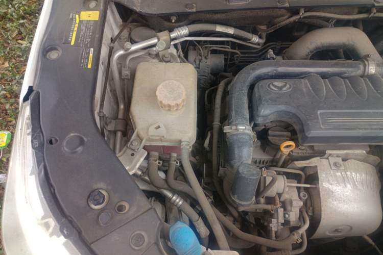 Used HYOSOW S5 2017 1.3T Manual Prestige Edition Engine Bay Right