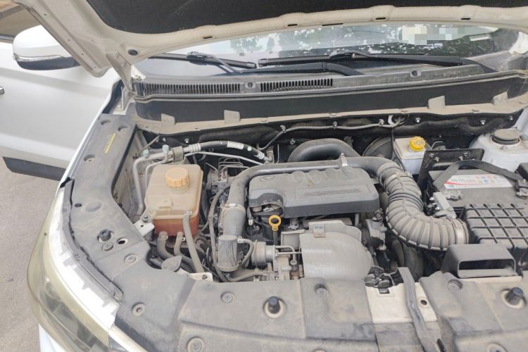 Used HYOSOW S5 2017 1.3T Manual Prestige Edition Engine Bay Right