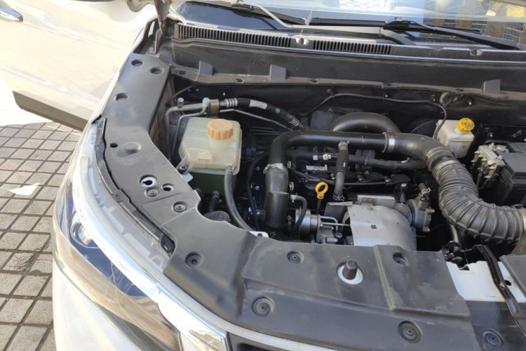 Used HYOSOW S5 2017 1.3T CVT Prestige Edition Engine Bay Right