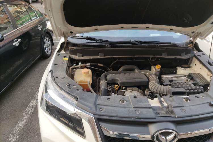 Used HYOSOW S5 2017 1.3T Manual Prestige Edition Engine Bay Right