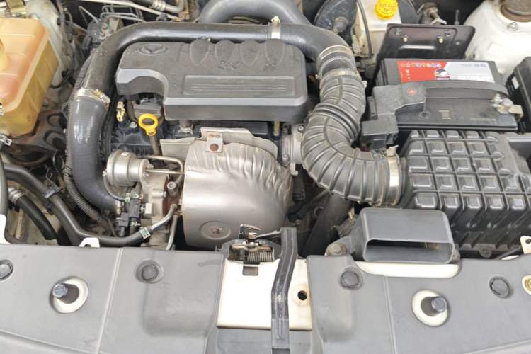 Used HYOSOW S5 2017 1.3T Manual Luxury Model Engine Bay
