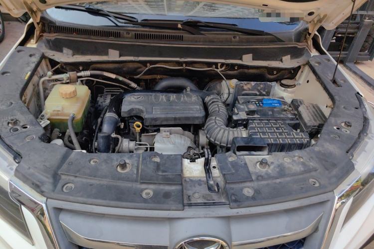 Used HYOSOW S5 2017 1.3T CVT Prestige Edition Engine Bay