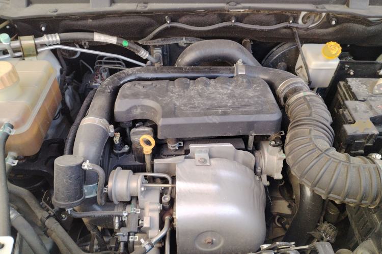 Used HYOSOW S5 2017 1.3T Manual Prestige Edition Engine Bay