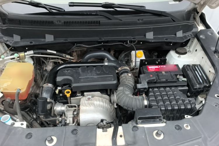 Used HYOSOW S5 2017 1.3T Manual Prestige Edition Engine Bay