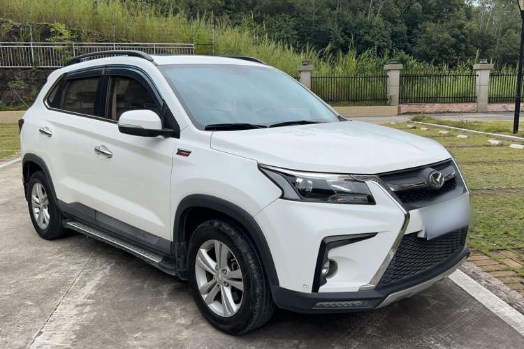 Used HYOSOW S5 2017 1.3T Manual Prestige Edition Exterior 4