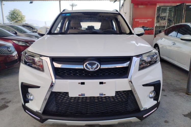 Used HYOSOW S5 2017 1.3T Manual Prestige Edition Front