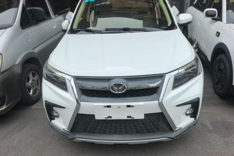 Used HYOSOW S5 2017 1.3T Manual Prestige Edition Front