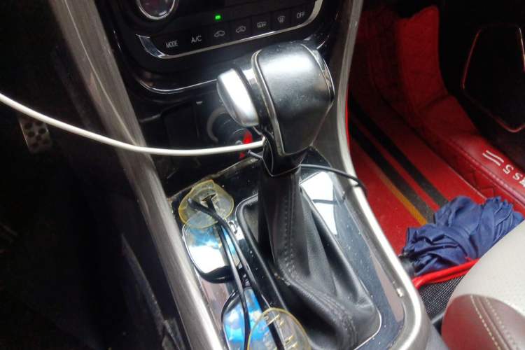 Used HYOSOW S5 2017 1.3T CVT Prestige Edition Gear Lever
