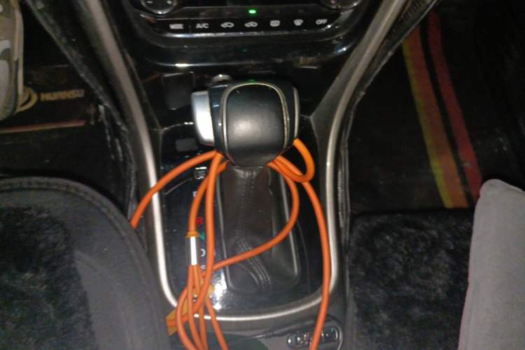 Used HYOSOW S5 2017 1.3T CVT Luxury Model Gear Lever