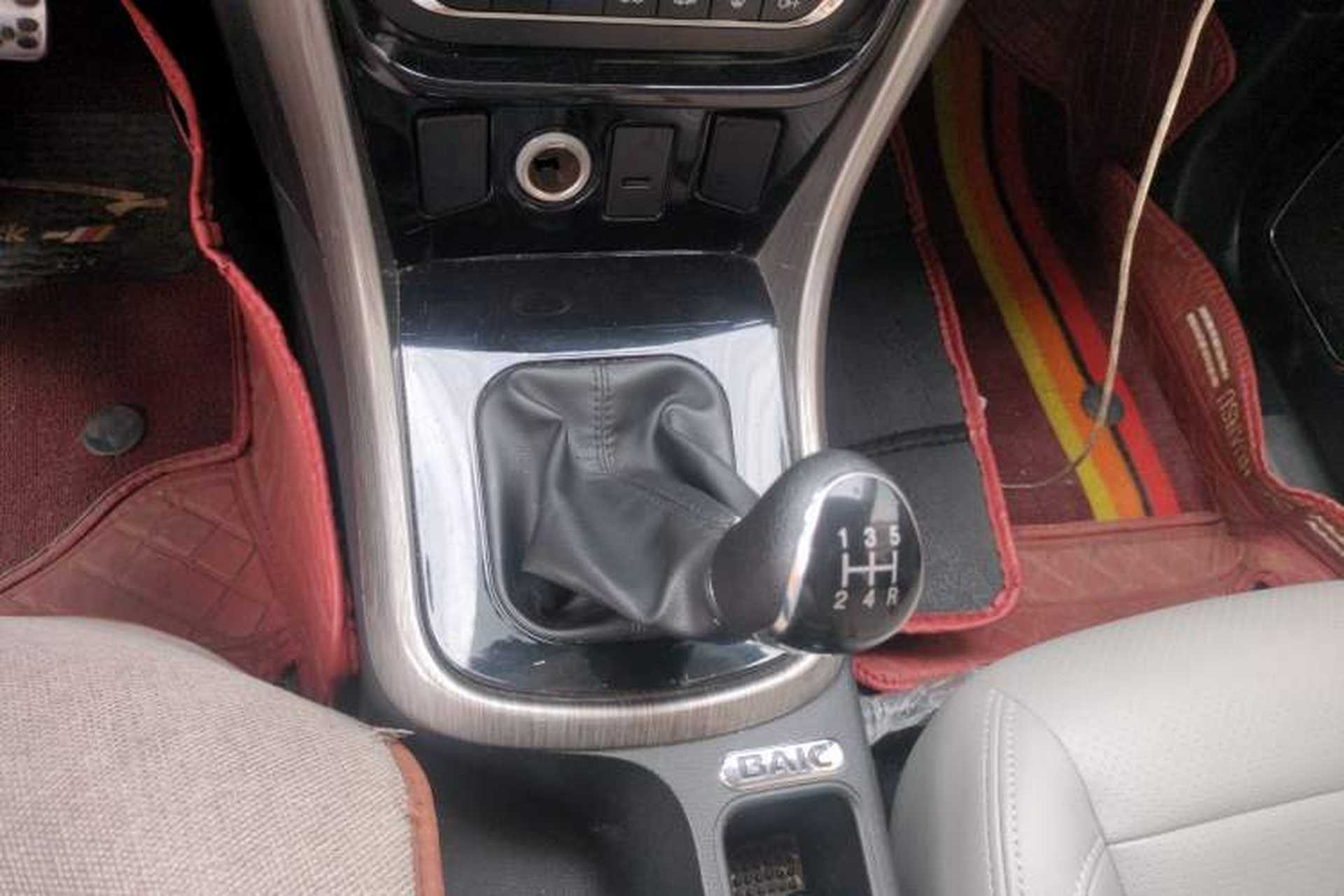 Used HYOSOW S5 2017 1.3T Manual Prestige Edition Gear Lever
