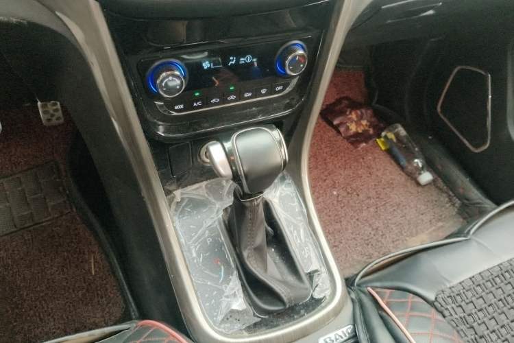 Used HYOSOW S5 2017 1.3T CVT Prestige Edition Gear Lever