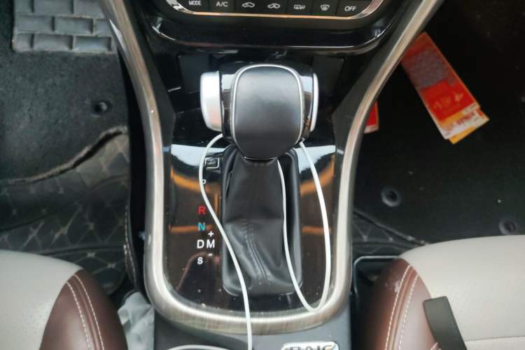 Used HYOSOW S5 2017 1.3T CVT Prestige Edition Gear Lever