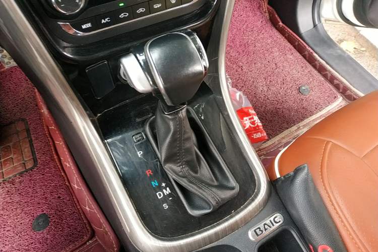 Used HYOSOW S5 2017 1.3T CVT Prestige Edition Gear Lever