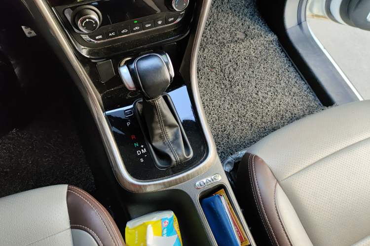 Used HYOSOW S5 2017 1.3T CVT Prestige Edition Gear Lever