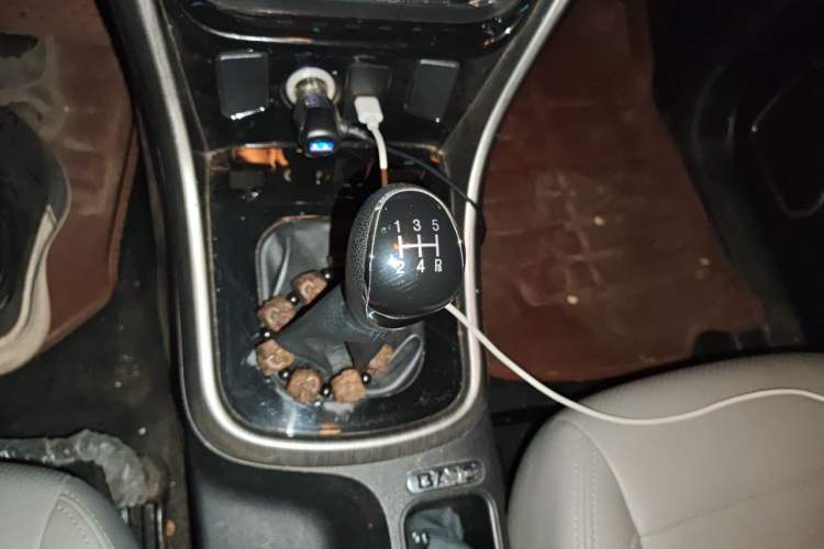 Used HYOSOW S5 2017 1.3T Manual Prestige Edition Gear Lever
