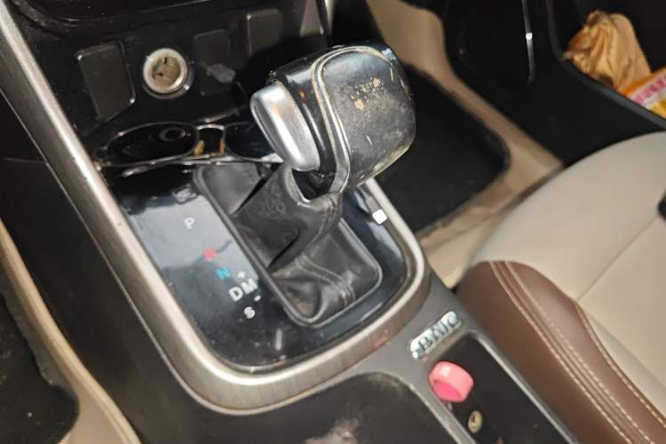 Used HYOSOW S5 2017 1.3T CVT Prestige Edition Gear Lever