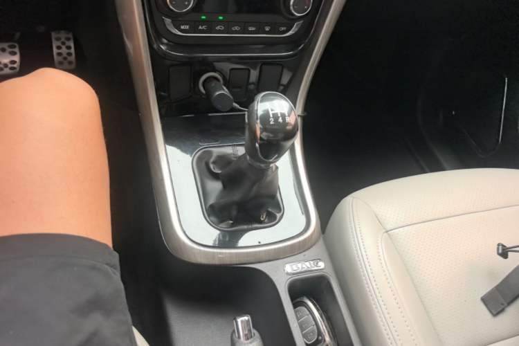 Used HYOSOW S5 2017 1.3T Manual Prestige Edition Gear Lever