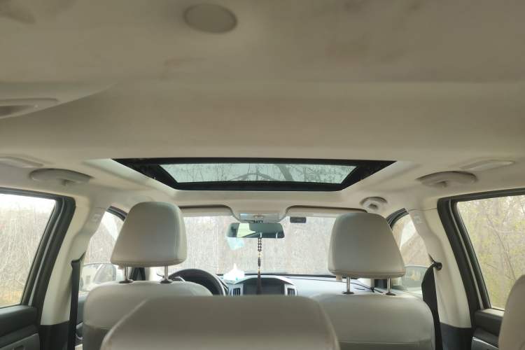 Used HYOSOW S5 2017 1.3T Manual Luxury Model Headliner
